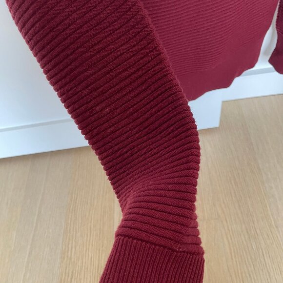 Theory Mockneck Ribbed Sweater, Wine Red, Size S--LIKE NEW - Picture 4 of 5